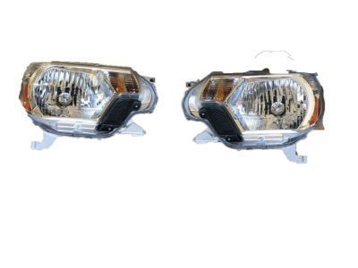 Toyota 81150-04181 Driver Side Headlight Assembly