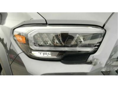 Toyota 81110-04300 Passenger Side Headlight Assembly