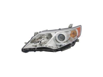 Toyota 81150-06470 Driver Side Headlight Assembly