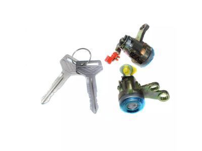 Toyota 69051-33010 Cylinder & Key Set, Door Lock, RH