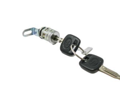 2019 Toyota Tacoma Door Lock Cylinder - 69055-0C030