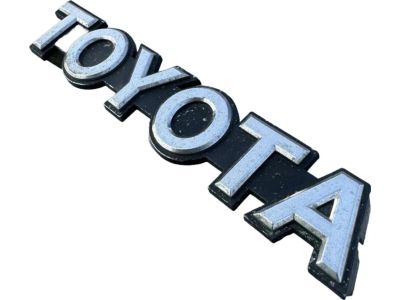 1986 Toyota Camry Emblem - 75311-39195