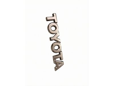 2006 Toyota Matrix Emblem - 75441-02060