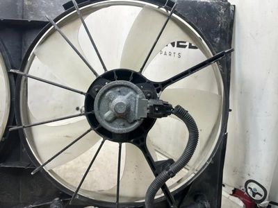 2009 Toyota Camry Cooling Fan Assembly - 16361-0H240