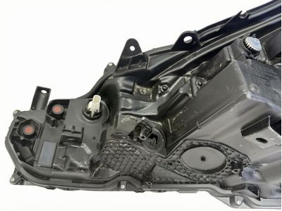 Toyota 81140-47B00