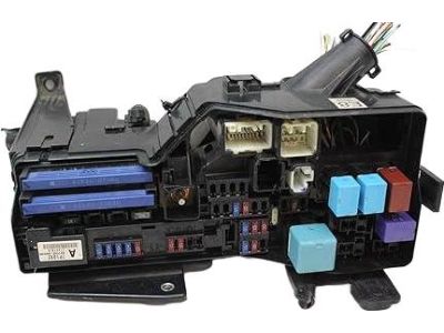 2008 Toyota Camry Fuse Box - 82720-06090