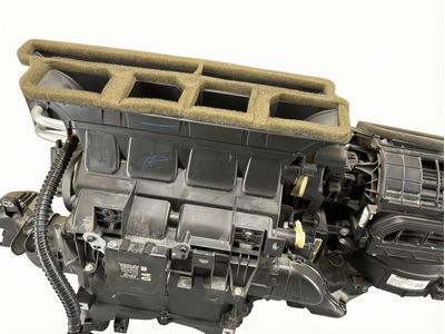 Toyota Highlander Body Control Module - 89780-04030