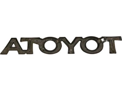 2001 Toyota Camry Emblem - 75447-33040
