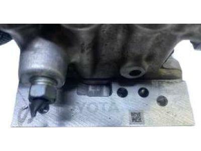 2014 Toyota Prius V Brake Master Cylinder - 47050-47360