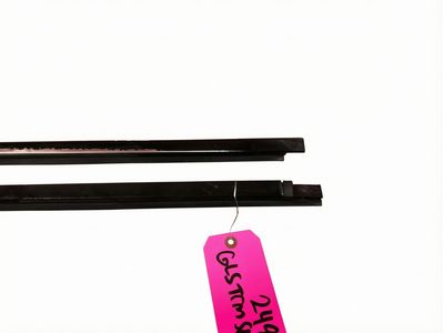 2001 Toyota Tacoma Door Seal - 68172-35010