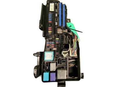 Toyota Camry Fuse Box - 82720-06101