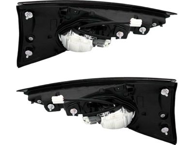 Toyota Sienna Back Up Light - 81580-08090