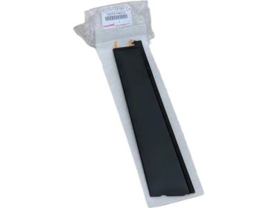 75075-F4010 Toyota Rear Moulding Sub-Assembly Product Photo 2 of 3