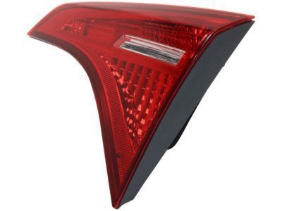 2017 Toyota Corolla Tail Light - 81580-02A60