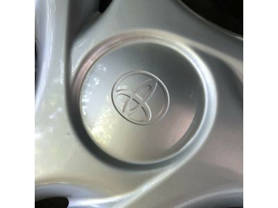 Toyota 42621-AF010 Wheel Cap