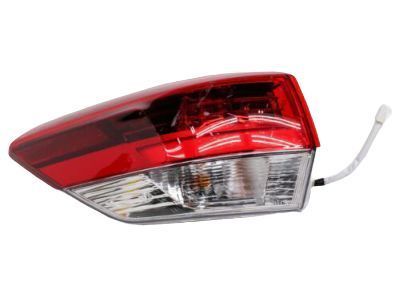 2018 Toyota Highlander Back Up Light - 81560-0E161