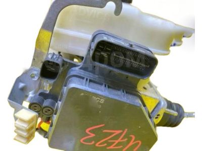 2010 Toyota FJ Cruiser Brake Master Cylinder - 47050-35190