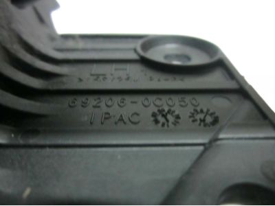Toyota 69206-0C050