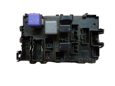 Toyota Matrix Fuse Box - 82730-02050