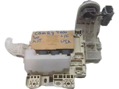 1999 Toyota Camry Relay - 82641-AA050