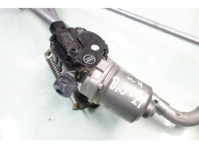 Toyota 85110-0E060 Motor Assembly, Front WIPER