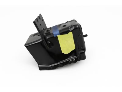 Toyota 57013-08080 Front Side Member Bracket Sub-Assembly Right Hand 57013-08080 Toyota Front Side Member Bracket Sub-Assembly Right Hand Product Photo 1 of 1