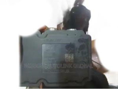 2015 Toyota Tundra ABS Control Module - 44050-0C521