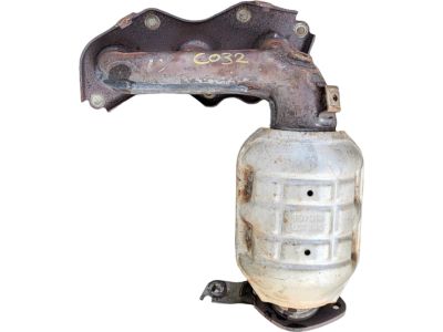 17140-0P240 Toyota Right Exhaust Manifold Sub-Assembly Product Photo 1 of 6