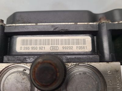 Toyota Venza ABS Pump And Motor Assembly - 44050-0T012