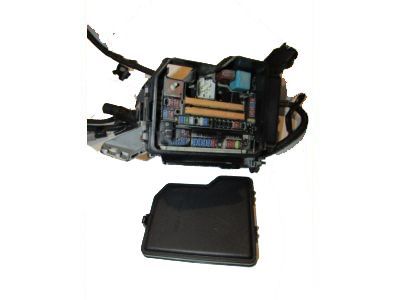 Toyota Highlander Fuse Box - 82720-48040