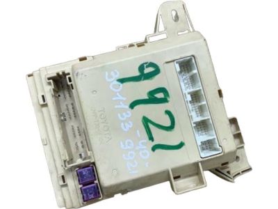 2011 Toyota Camry Fuse Box - 82730-06260