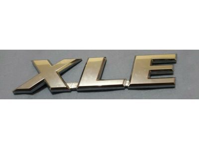 2017 Toyota Highlander Emblem - 75445-0E020