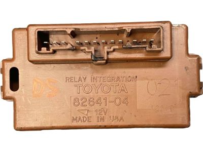 Toyota 82641-04021