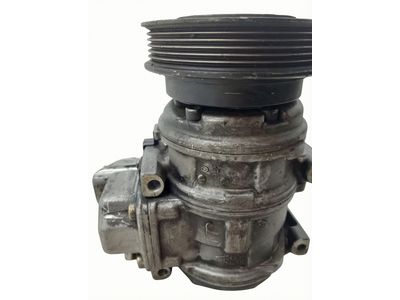 1992 Toyota Camry A/C Compressor - 88320-33020