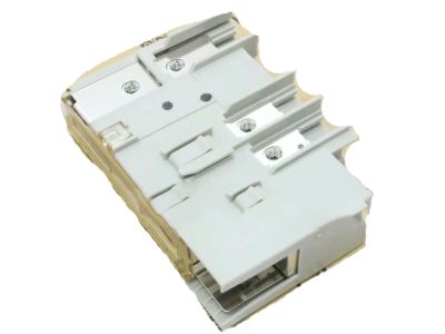 2013 Toyota Land Cruiser Fuse Box - 82620-60100