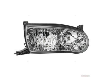 2000 Toyota Corolla Headlight - 81110-02110