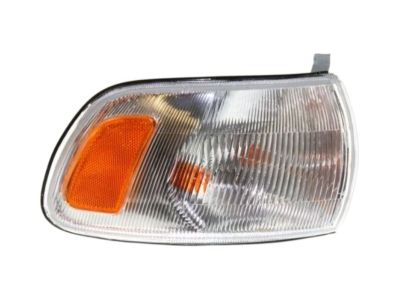 Toyota 81511-95D00 Lens, Front Turn Signal Lamp, RH