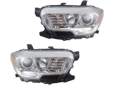 Toyota 81150-04250 Driver Side Headlight Assembly