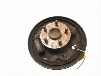 Toyota Corolla Wheel Hub - 42450-12170