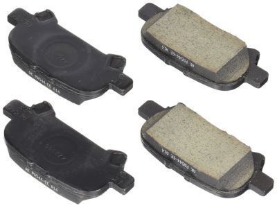 Toyota 04466-41020 Rear Disc Brake Pad Set