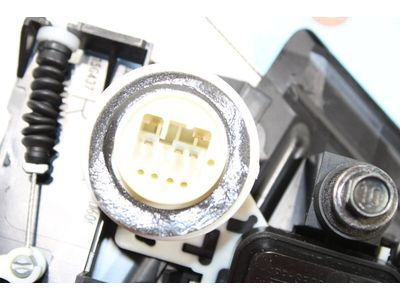 Toyota 69230-47060