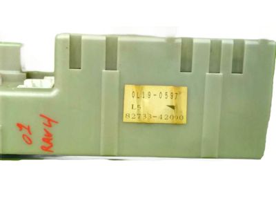 2003 Toyota RAV4 Relay Block - 82733-42090