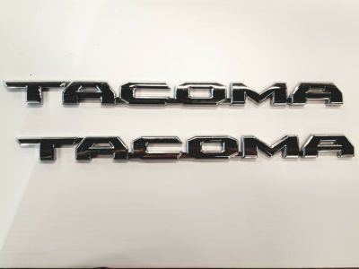 2017 Toyota Tacoma Emblem - 75428-04010