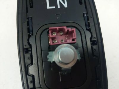 Toyota 86077-12060-J2