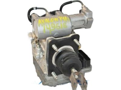 Toyota Avalon Brake Master Cylinder - 47050-41010