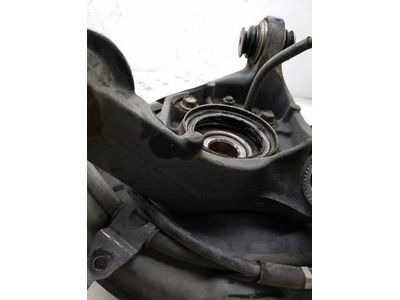 42305-0C010 Toyota Rear Axle Carrier Sub-Assembly Left Hand Product Photo 3 of 4
