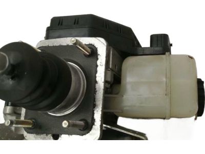 2013 Toyota FJ Cruiser Brake Master Cylinder - 47050-35192