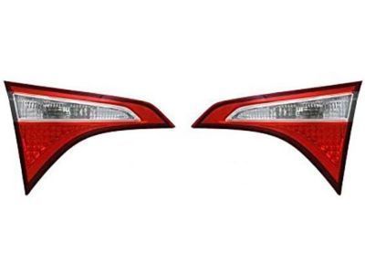 Toyota Corolla Back Up Light - 81580-02510