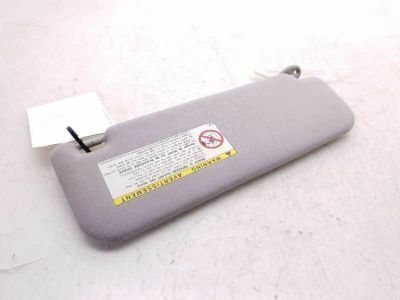 Toyota 74320-47132-B4
