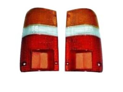 Toyota 81551-04010 Lens, Rear Combination Lamp, RH